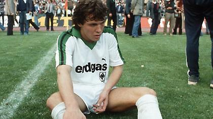 Ο Λόταρ Ματέους στέρησε τρόπαιο από την ομάδα του (Γκλάντμπαχ) για να το πάρει η επόμενη (Μπάγερν)