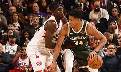 Θρίαμβος Μπακς στο Τορόντο με εξαιρετικό Γιάννη