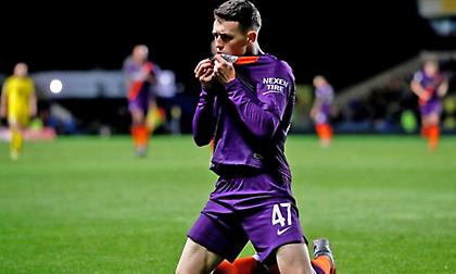 Ανανεώνει με Μάντσεστερ Σίτι ο Φόντεν