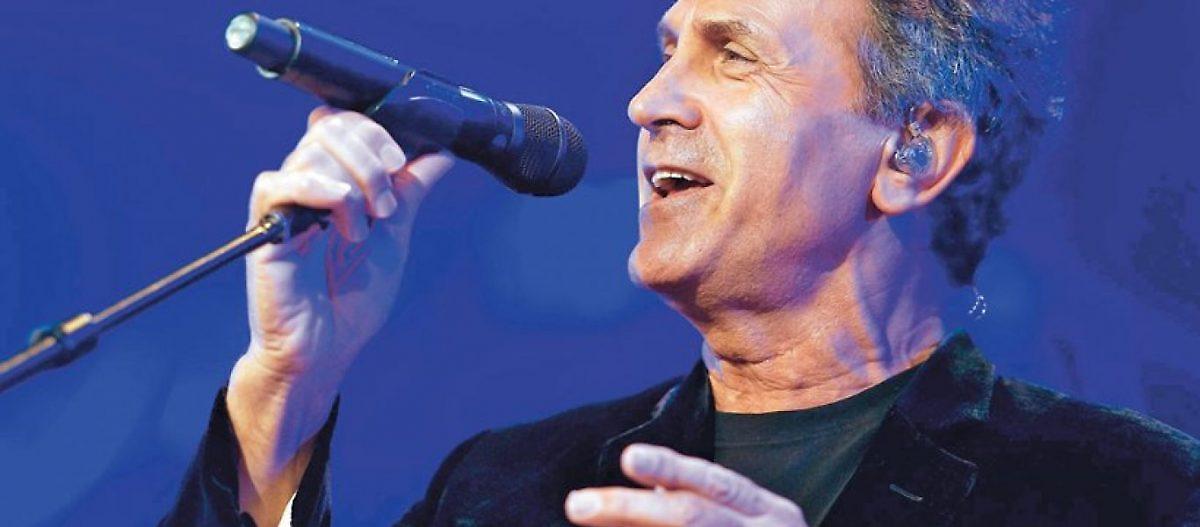 Έτσι γνώρισε ο Νταλάρας τη γυναίκα του – Την πέταξε έξω από μαγαζί