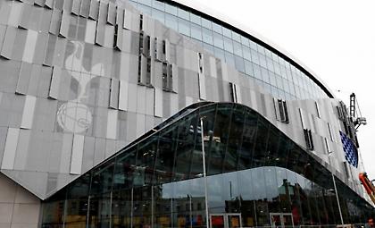 Όλο και πιο πίσω το νέο γήπεδο της Τότεναμ