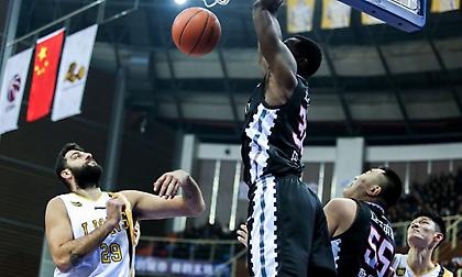 «Φρένο» στους Λάιονς του Μπουρούση!