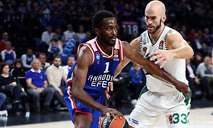 Παίζει ο Μπομπουά με Ολυμπιακό