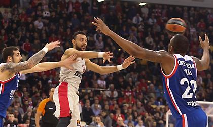 «Σκασμένος» ο Γουίλιαμς-Γκος έκανε σουτάκια μετά την Εφές! (pics)