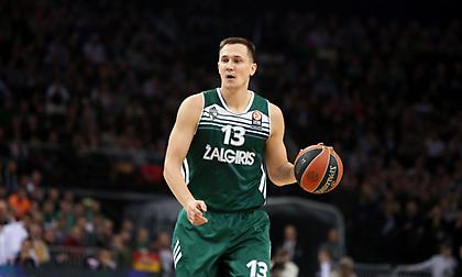 Γιανκούνας: «Δεν μπορώ να παίξω στο 100%, όμως πιστεύω ότι θα αγωνιστώ»