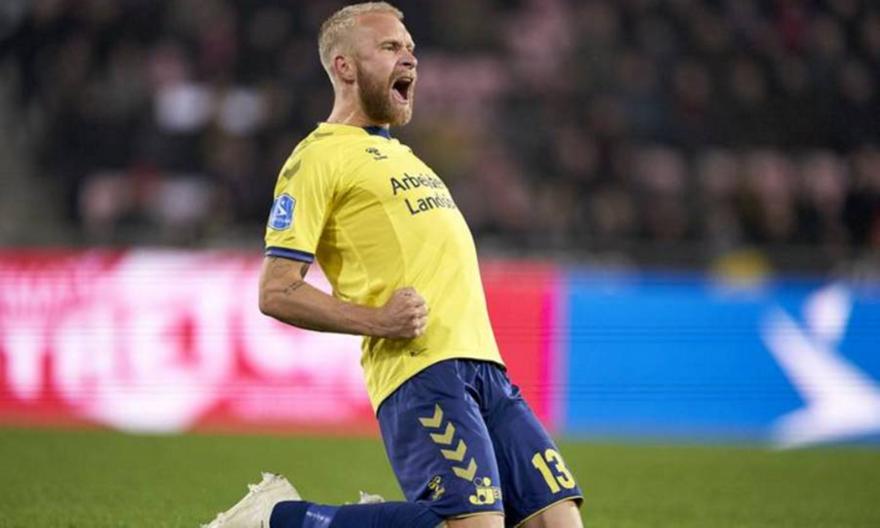 Σενάρια για ΑΕΚ και Λάρσον (video)