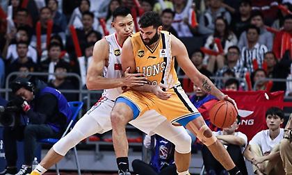 Ήττα για Μπουρούση από τον… Ντιλέινι!