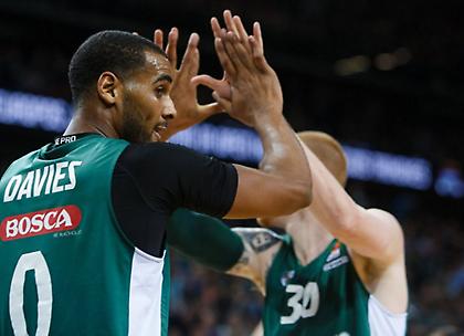 «Ζεστάθηκε» για τη διαβολοβδομάδα η Ζαλγκίρις, αποχώρησε ο Γιανκούνας