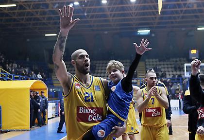 Υπόκλιση του Περιστερίου στον κόσμο της ομάδας