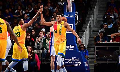 Η σπουδαία εμφάνιση του Αντετοκούνμπο στο Ντιτρόιτ (video)