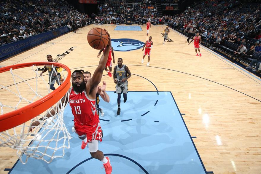 Η χορταστική εμφάνιση του Τζέιμς Χάρντεν (video)