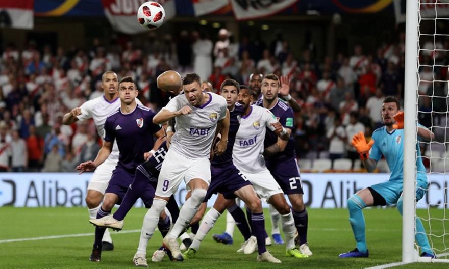 Ο Μπεργκ «κάρφωσε» τη Ρίβερ (video)