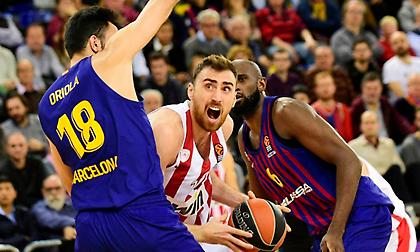 Μιλουτίνοφ τον λένε και τους κάνει να κλαίνε