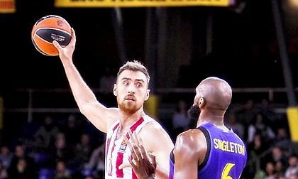 Αντάπτορας και κουρσάρος με πολιορκητικό κριό “Δεινόσαυρο”!