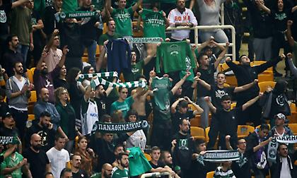 Κόσμος του Παναθηναϊκού στο ΟΑΚΑ