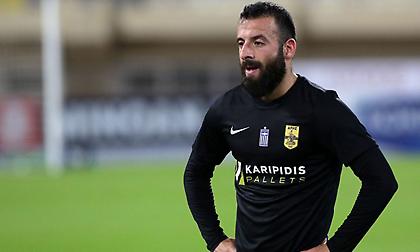 Σιώπης: «Είναι ντροπή, είμαστε απαράδεκτοι»