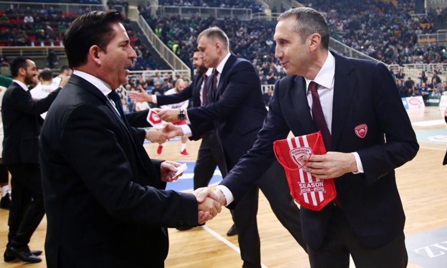 Μπλατ: «Με ενοχλεί η απόλυση Πασκουάλ, είναι από τους καλύτερους»