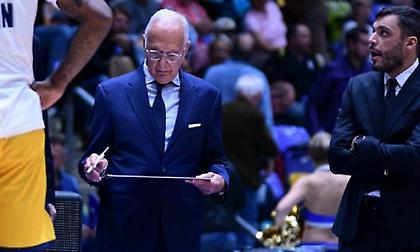 Συγκλονιστικός Λάρι Μπράουν: «Ήρθα στην Ευρώπη για να διδάξω, αλλά τελικά εγώ μαθαίνω»