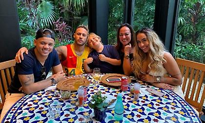 Ο Νεϊμάρ με φανέλα Αντετοκούνμπο (pic)