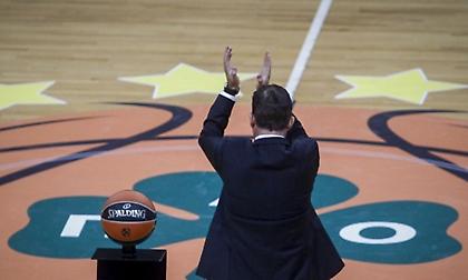 Ο Τσάβι έφυγε, ο πάγκος παραμένει «ηλεκτρικός»