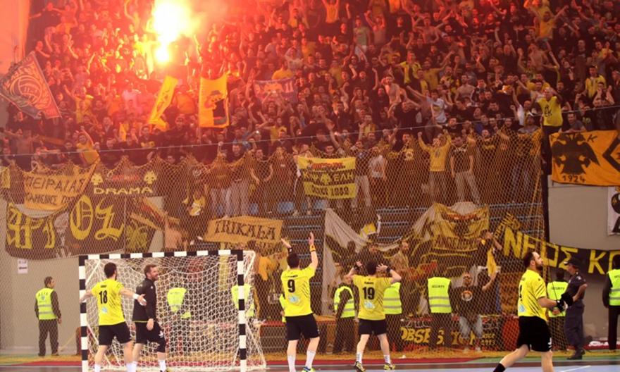 Έχει ντυθεί ήδη στα κιτρινόμαυρα το κλειστό της πάλης! (pics/video)