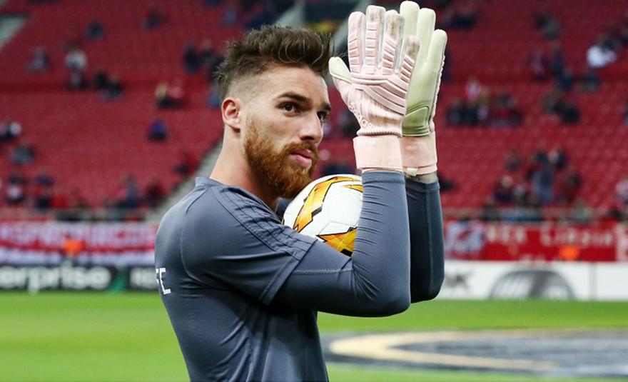 Ενεργοποιεί την οψιόν για τον Σα ο Ολυμπιακός