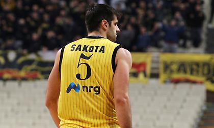 Αγωνία για Σάκοτα στην ΑΕΚ
