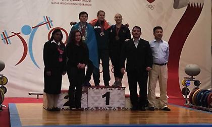 Τρία χάλκινα η Κωνσταντινίδη στο Παγκόσμιο Κύπελλο άρσης βαρών