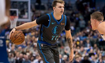 Καρφωματάρα Ντόντσιτς στην πρώτη θέση του Top 10 (video)