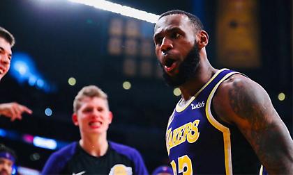 Λεμπρόν: «Ρώτα με για τον Γιάννη, για τον Ντόντσιτς, για όλους…» (video)