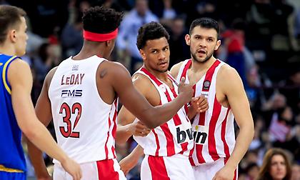 Ο Τουπάν… άστραψε και ο Ολυμπιακός «βρόντηξε» το Περιστέρι!