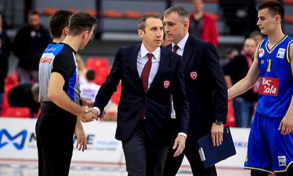 Μπλατ: «Όταν σταματήσαμε τα λάθη και δεν ασχολούμασταν με τους διαιτητές, ήρθε η διαφορά»