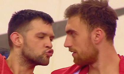 «Κλάμα» με… αγαπησιάρη Παπανικολάου και Μιλουτίνοφ στον πάγκο (video)