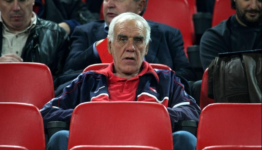 Αλέφαντος: «Εσύ τελείωσες – Δεν κάνεις για μεγάλη μπάλα πια»