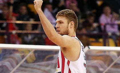 Βεζένκοφ: «Να κάνουμε ό,τι δεν κάναμε με το Περιστέρι»