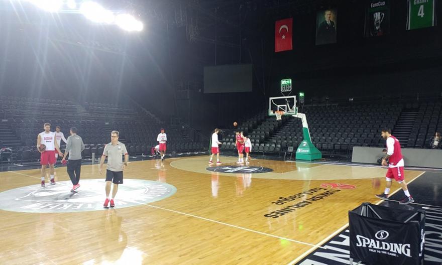 Η προπόνηση του Ολυμπιακού στην Πόλη (pics & vids)