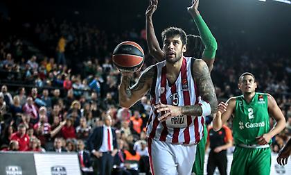 Έχασε την... μπάλα και υπέστη κάζο στην Πόλη ο Ολυμπιακός!