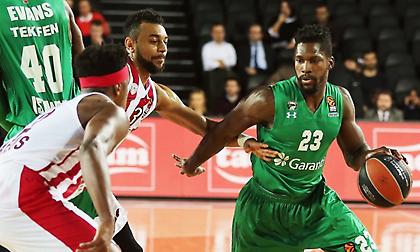 Ντάγκλας: «Πετύχαμε μεγάλα σουτ»