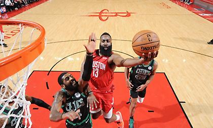 Ο Χάρντεν ισοπέδωσε τους Σέλτικς