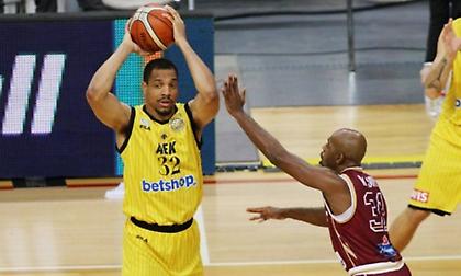Τελευταία στιγμή για Χάντερ στην ΑΕΚ