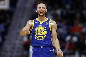 Ο Κάρι έφτιαξε τα Χριστούγεννα μικρής του fan (video)