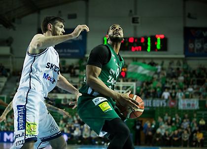 Έριξε... 45άρα η Ζαλγκίρις