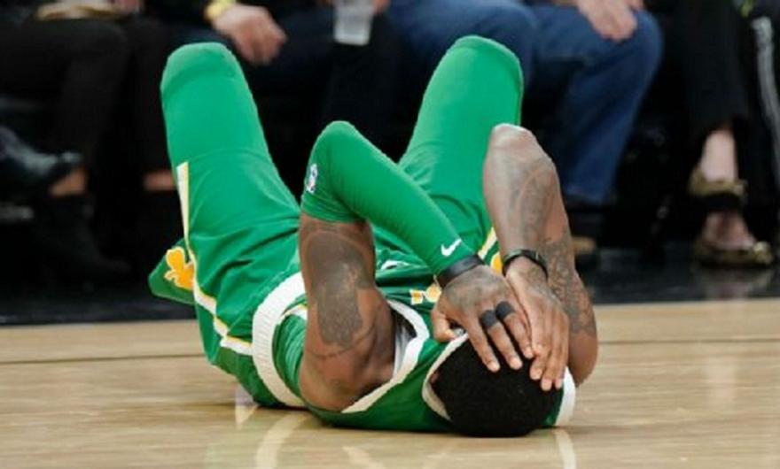 Τραυματισμός στο μάτι για Ίρβινγκ (video)