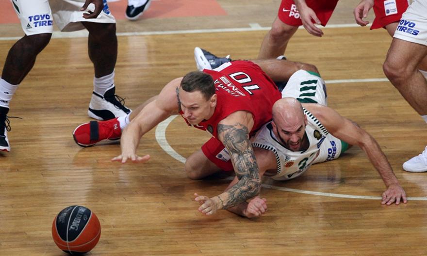 Ζέρβας: «Δύσκολα ο Τίμα στο ντέρμπι, αναγκαίο το 2/2 για Ολυμπιακό»