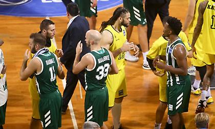 Βγαίνει αύριο από το νοσοκομείο και... τρέχει ο Παππάς!