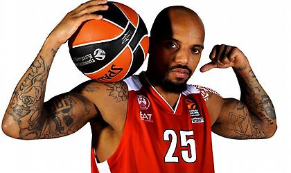 Τζόρνταν Θίοντορ: Ακριβό άρωμα σε μικρό μπουκαλάκι