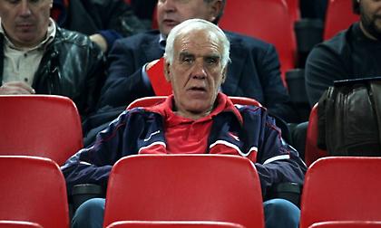 Αλέφαντος: «Έχω γενέθλια σήμερα και κλείνω τα… 40 –Επιτέλους με άκουσε και πάει φουλ για πρωτάθλημα»