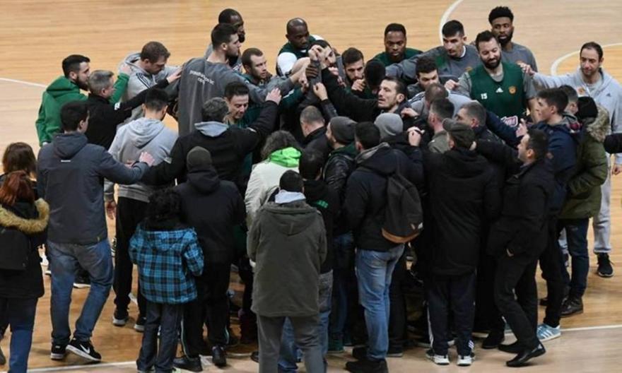 «Πράσινες» ντόπες από τον κόσμο πριν το ντέρμπι στο ΣΕΦ