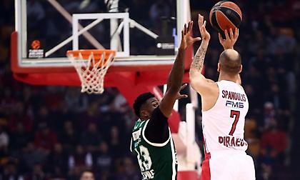 Το απίθανο τρίποντο του Σπανούλη (video)