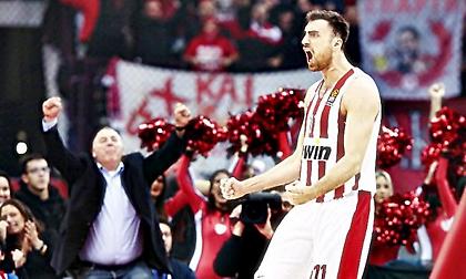 Ολυμπιακός Blog: Υπόκλιση σε ένα γίγαντα (της υπέρβασης)